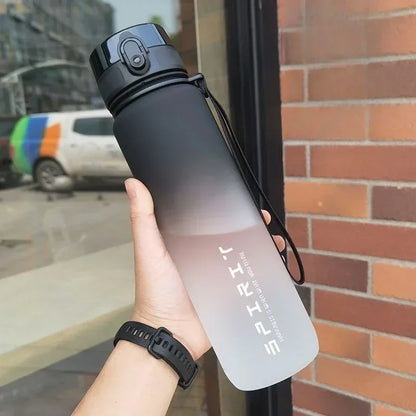 Leak Proof Sports Water Bottle, Copo de plástico colorido, Beber para viagens ao ar livre, Ginásio portátil Fitness Jugs, 500ml 650ml 1000ml