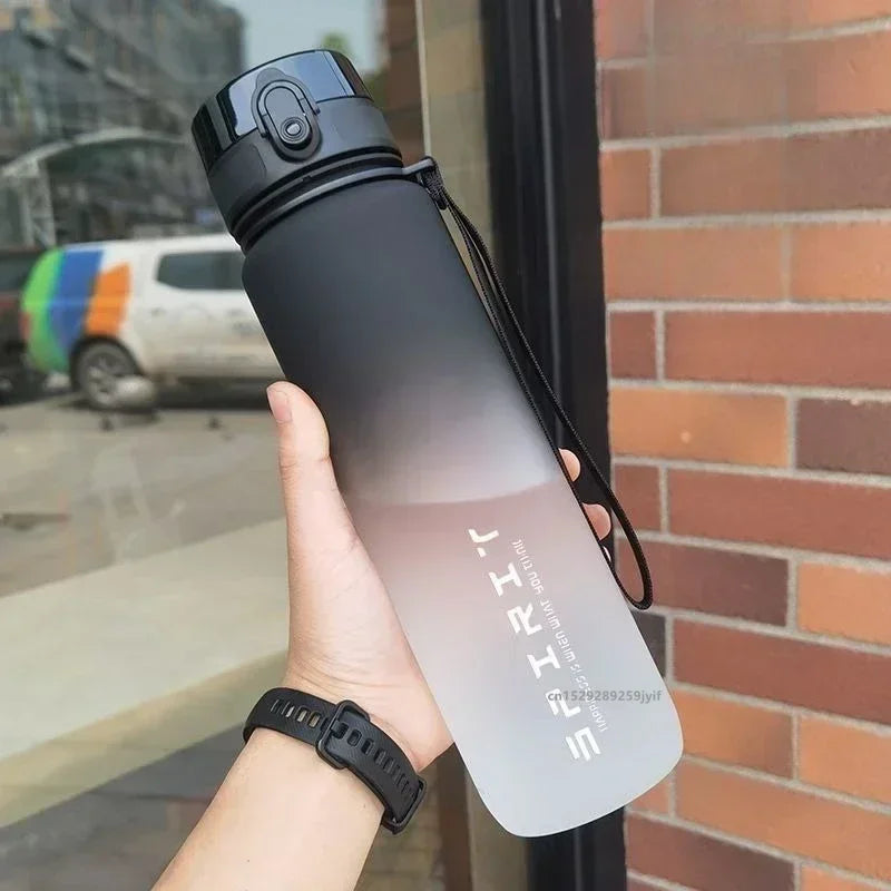 Leak Proof Sports Water Bottle, Copo de plástico colorido, Beber para viagens ao ar livre, Ginásio portátil Fitness Jugs, 500ml 650ml 1000ml